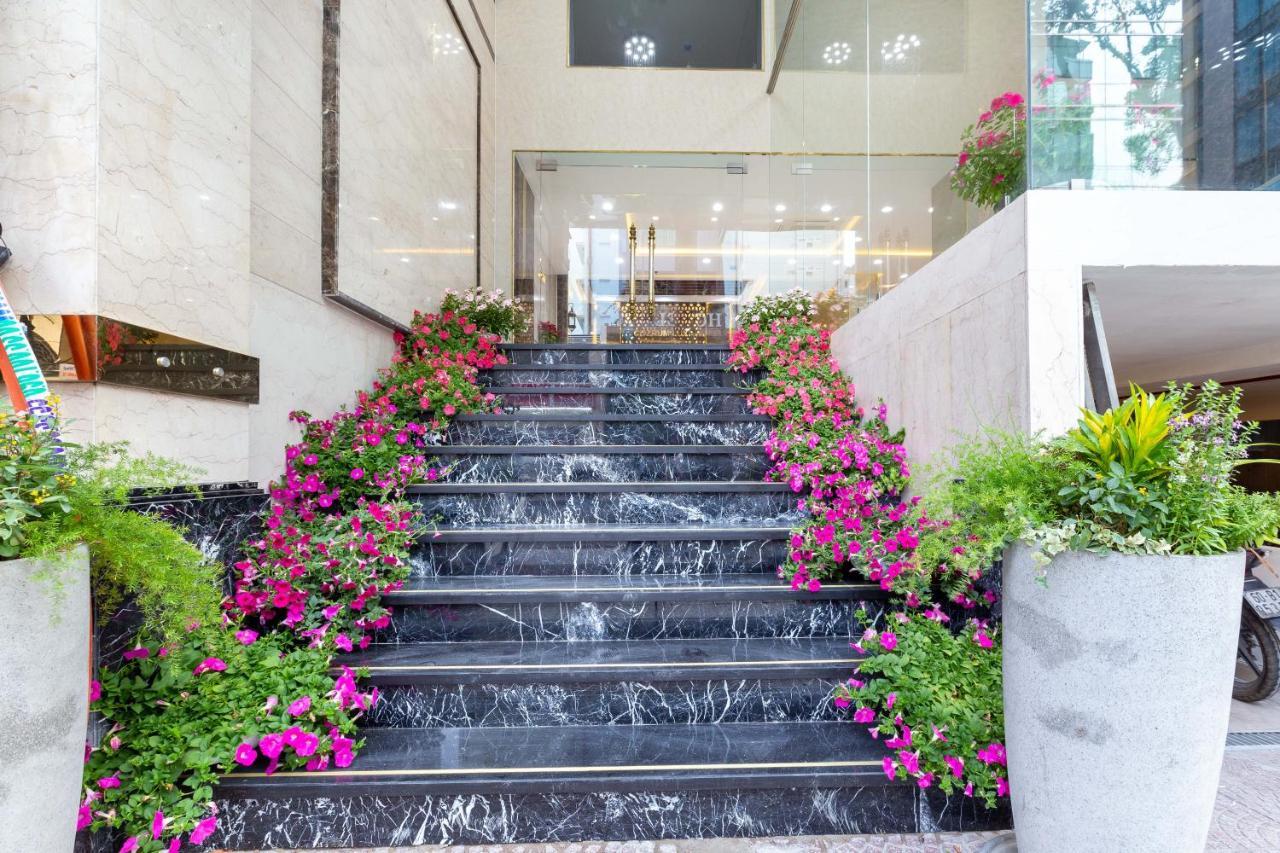 Cozrum Lux Hotel Cidade de Ho Chi Minh Exterior foto