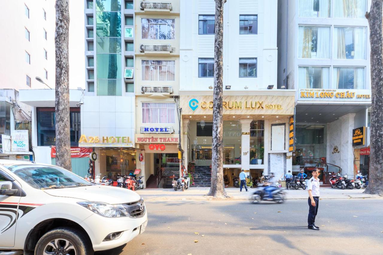 Cozrum Lux Hotel Cidade de Ho Chi Minh Exterior foto